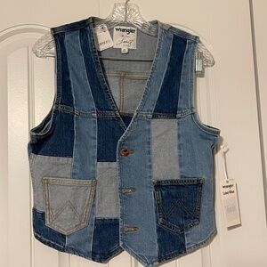 Wrangler X Lainey Wilson Women's Patchwork Vest